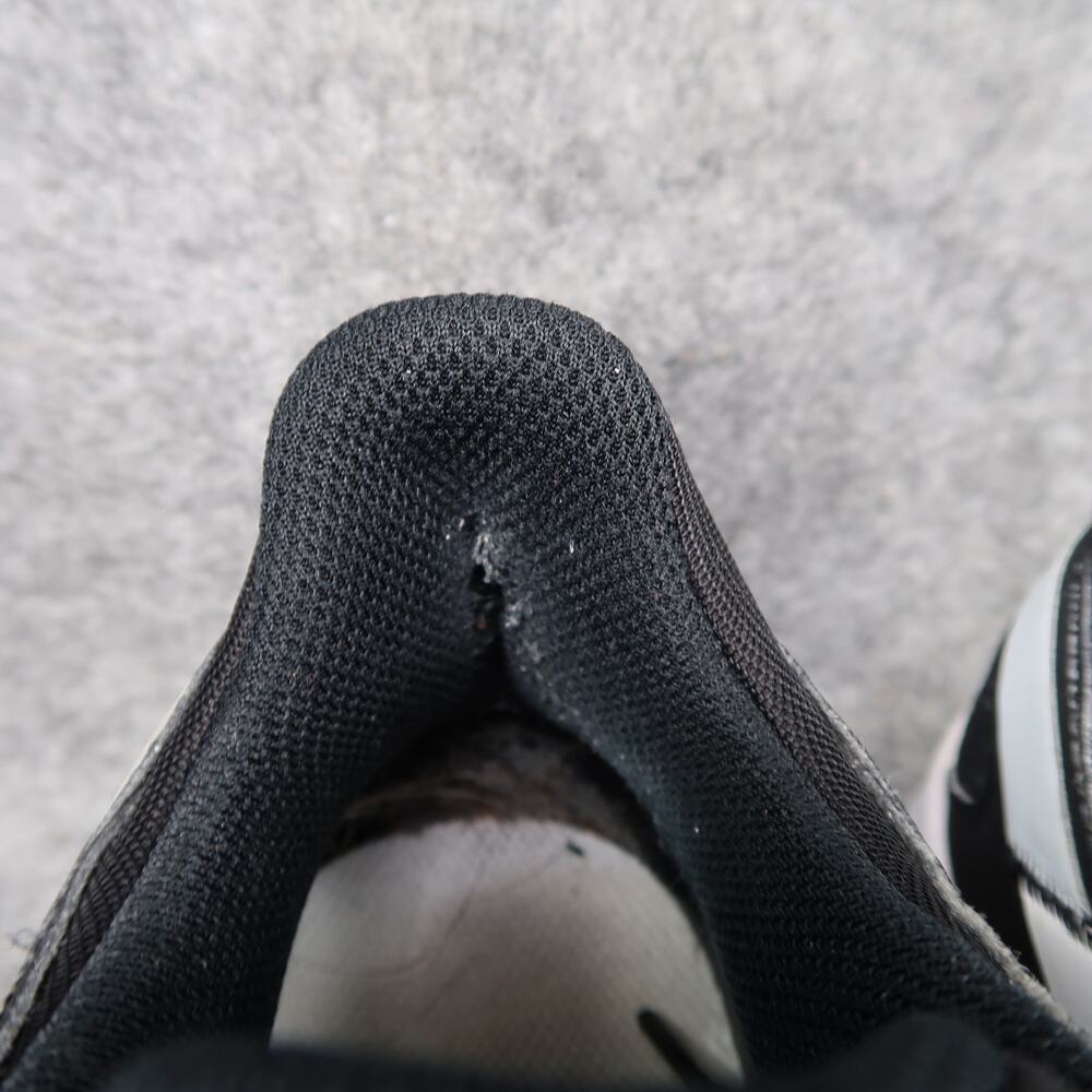 Nike Shoes Womens 10.5 Athletic Trainers Legacy Essential Sneakers Gym Workout - Picture 4 of 13